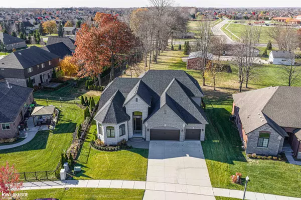 Macomb, MI 48044,50011 N Anita Way