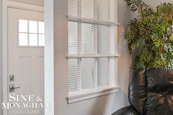 Royal Oak, MI 48073,521 Normandy Road