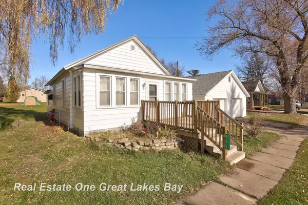 334 Main Street, Sterling, MI 48659