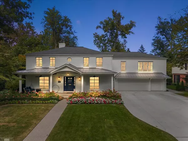 166 Lewiston Road, Grosse Pointe Farms, MI 48236