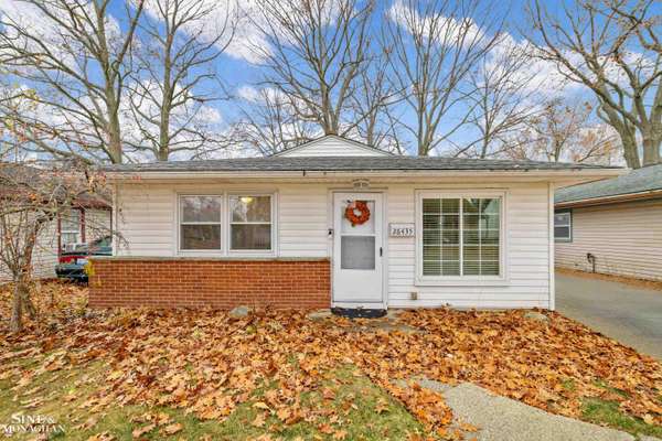 26435 Tawas Street, Madison Heights, MI 48071