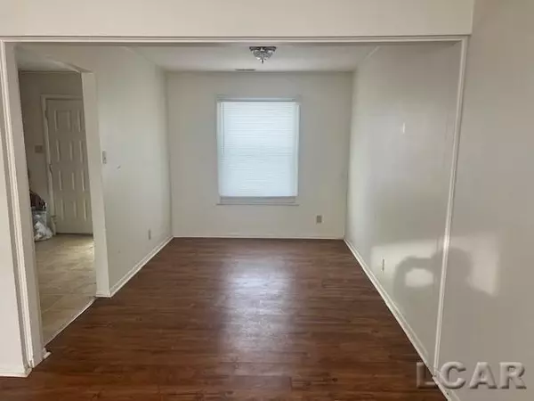 Adrian, MI 49221,210 Stratford Drive