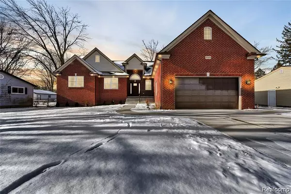 45403 KENMORE Street, Shelby Twp, MI 48317