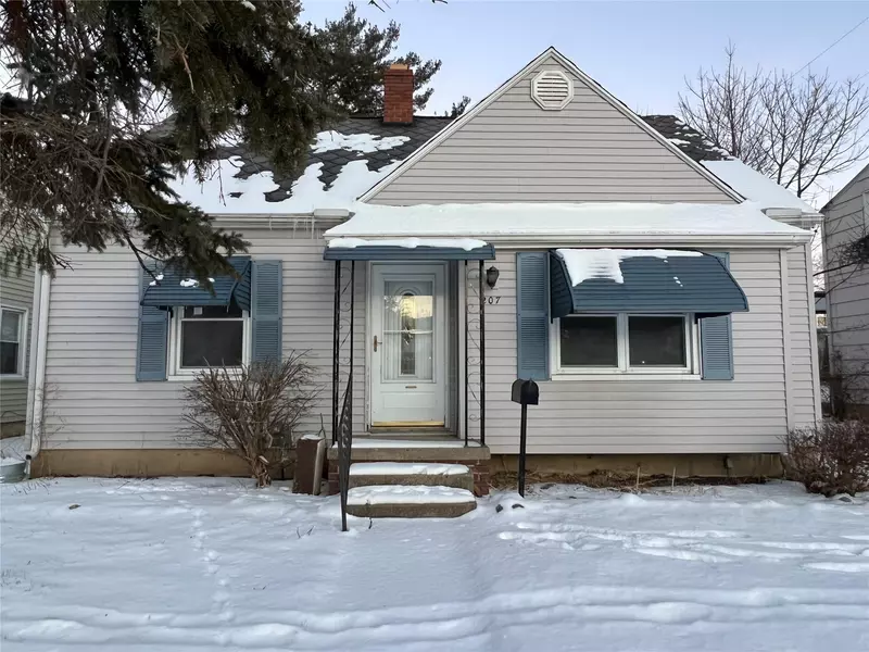 207 CHANDLER Street, Flint, MI 48503 2139