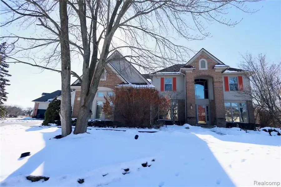 7476 Colchester Lane, West Bloomfield, MI 48322 3188