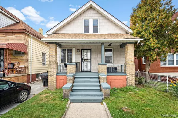 12333 MCDOUGALL Street, Hamtramck, MI 48212 2781