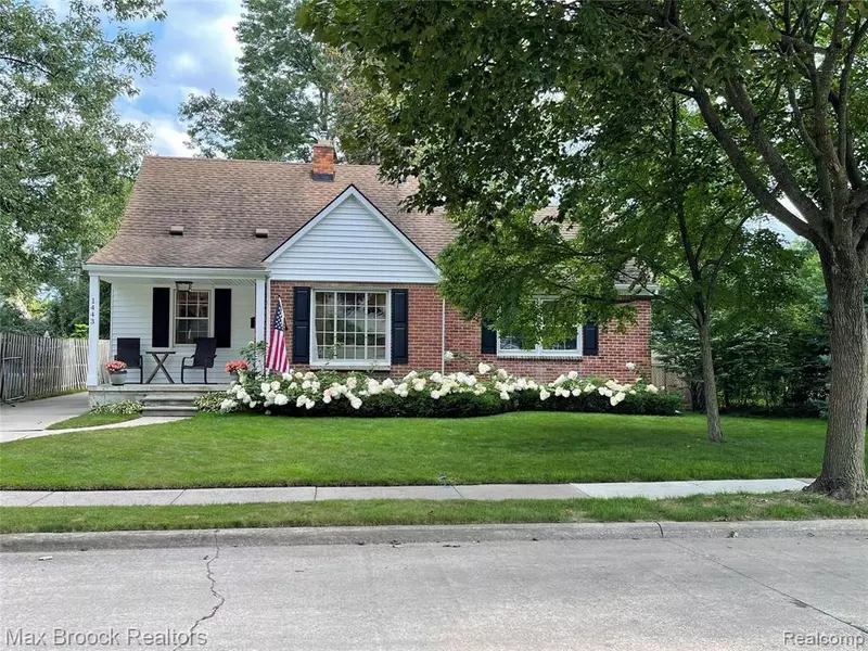 1443 DOROTHEA Road, Berkley, MI 48072 2158