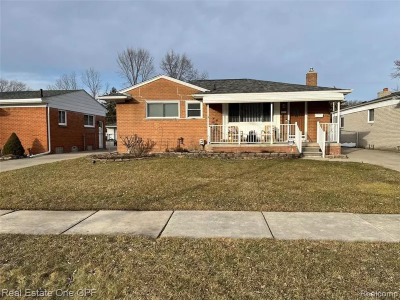 22913 EUCLID Street, Saint Clair Shores, MI 48082 2046