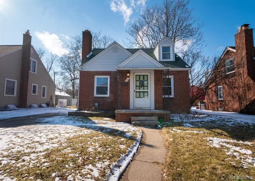 920 HOFFMAN Avenue, Royal Oak, MI 48067 3476