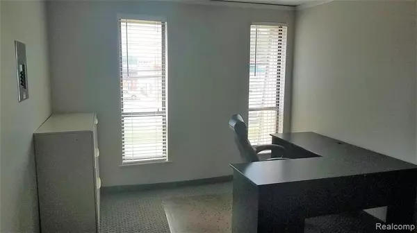Southfield, MI 48033 4193,22511 Telegraph 22511 Telegraph Suite 220