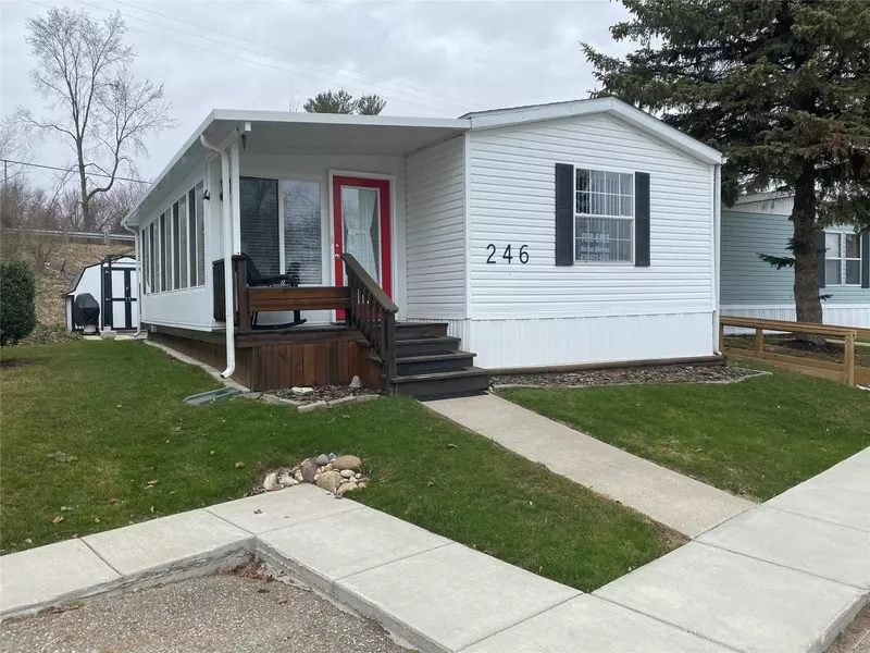 246 Shoreline Drive West, Port Sanilac, MI 48469