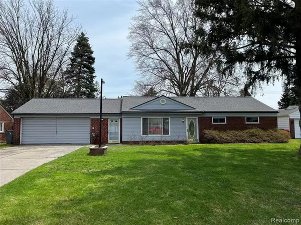 37424 EDGEWOOD Street, Clinton Township, MI 48036 2609