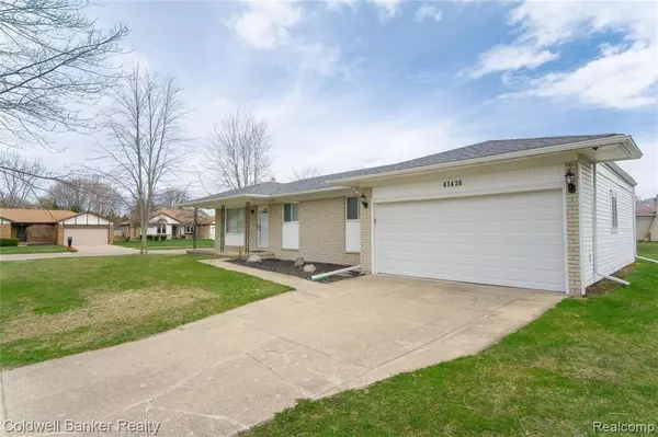 Clinton Township, MI 48038 2067,41426 JULIE Drive