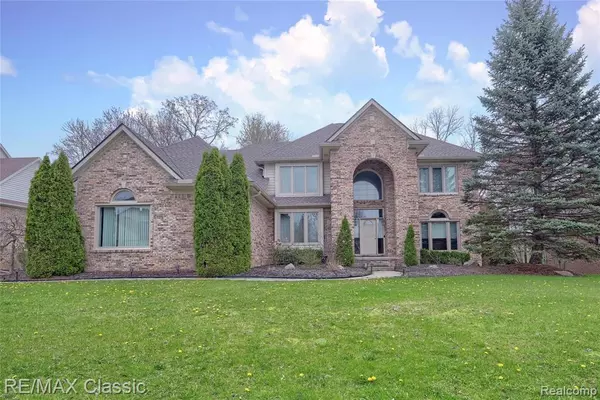 7411 MILLWOOD Drive, West Bloomfield, MI 48322 2889