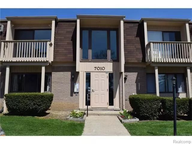 7010 VILLA DR UNIT 7, Waterford, MI 48327 4033