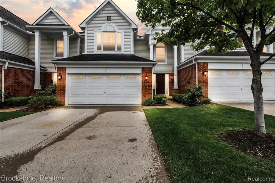 41861 YEATS Drive, Novi, MI 48377 2889