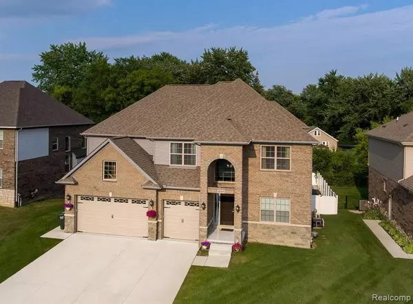 Rochester Hills, MI 48307 2245,3757 MILANO Court