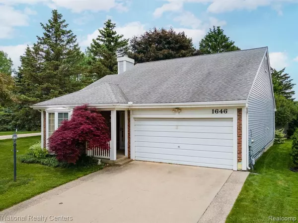 1646 FIELDING Drive, Rochester Hills, MI 48307 3002