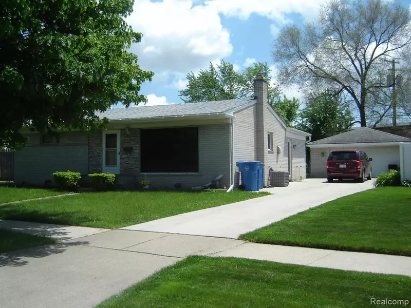 23015 S BROOKSIDE Drive, Dearborn Heights, MI 48125 2304