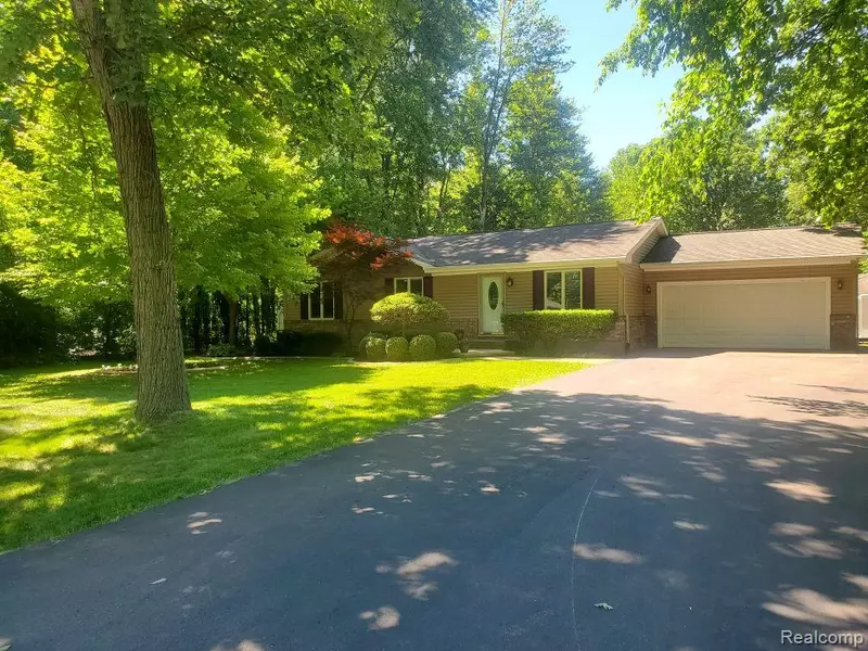 1815 Alsdorf Avenue, Rochester Hills, MI 48309 4224