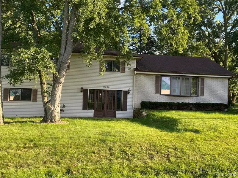 12096 BELANN, Clio, MI 48420 1043