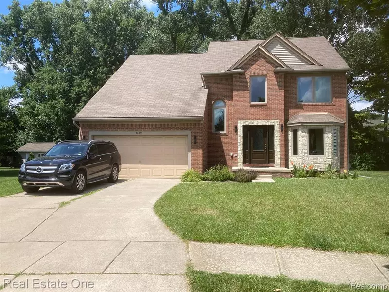 36353 DICKSON Drive, Sterling Heights, MI 48310 4511