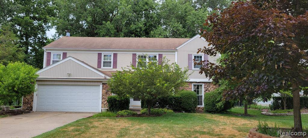 West Bloomfield, MI 48324 3760,6606 WINDMILL Lane