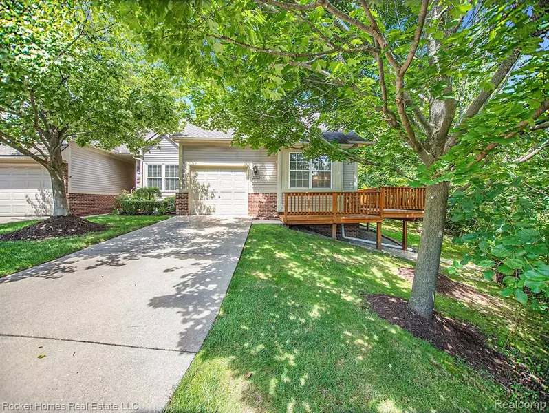 41837 Primrose Drive, Novi, MI 48377 4534