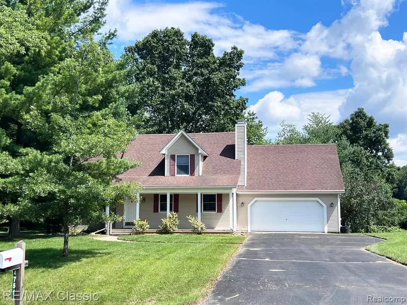 4751 SIERRA Drive, Howell, MI 48843 7915