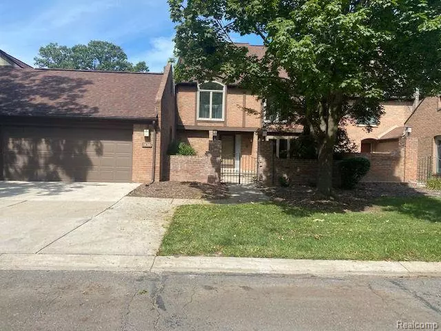 5120 WOODVIEW Court, Dearborn, MI 48126 4209