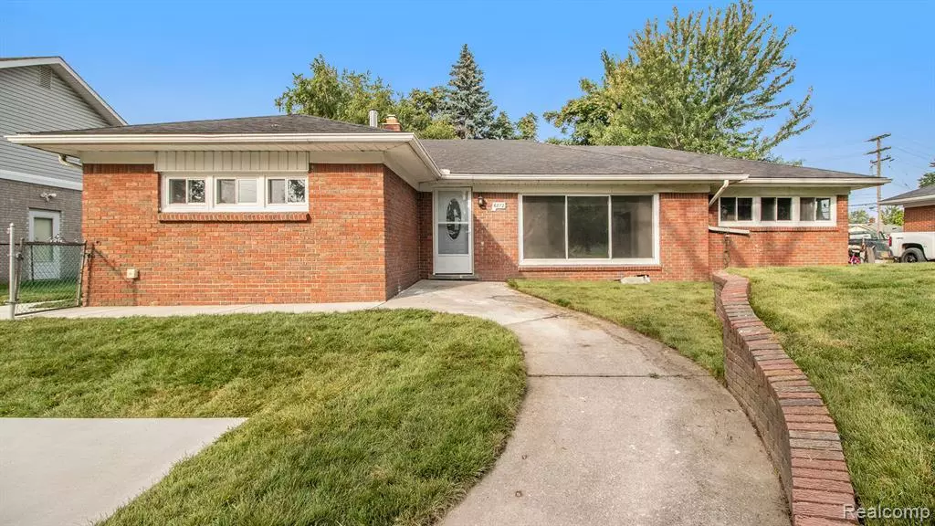 6812 Gahona Avenue, Allen Park, MI 48101 2544