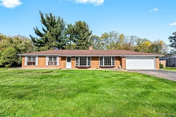 35172 GARY Street,  Farmington Hills,  MI 48331 2616