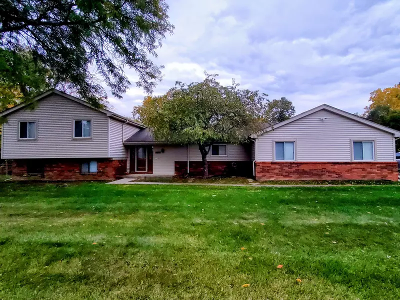 35741 SPRINGVALE Street, Farmington Hills, MI 48331 1351