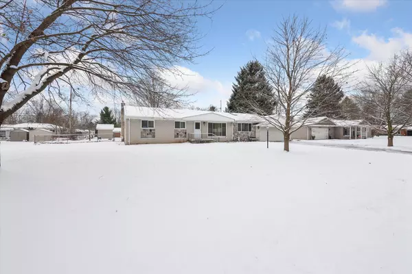 Clarkston, MI 48346 1653,6787 TRANSPARENT Avenue