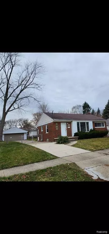 Dearborn Heights, MI 48127 2132,6923 NIGHTINGALE Street