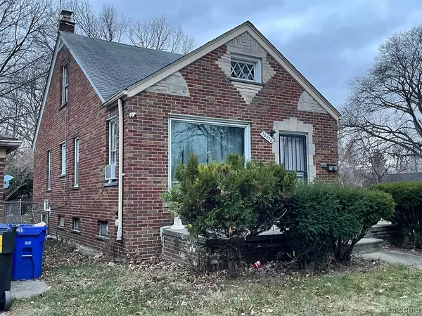 Detroit, MI 48205 2035,16070 E STATE FAIR Street