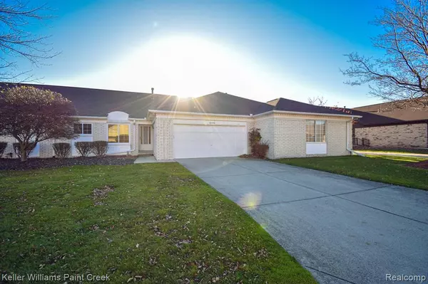 Clinton Township, MI 48036 1912,38588 Birch Meadow Drive