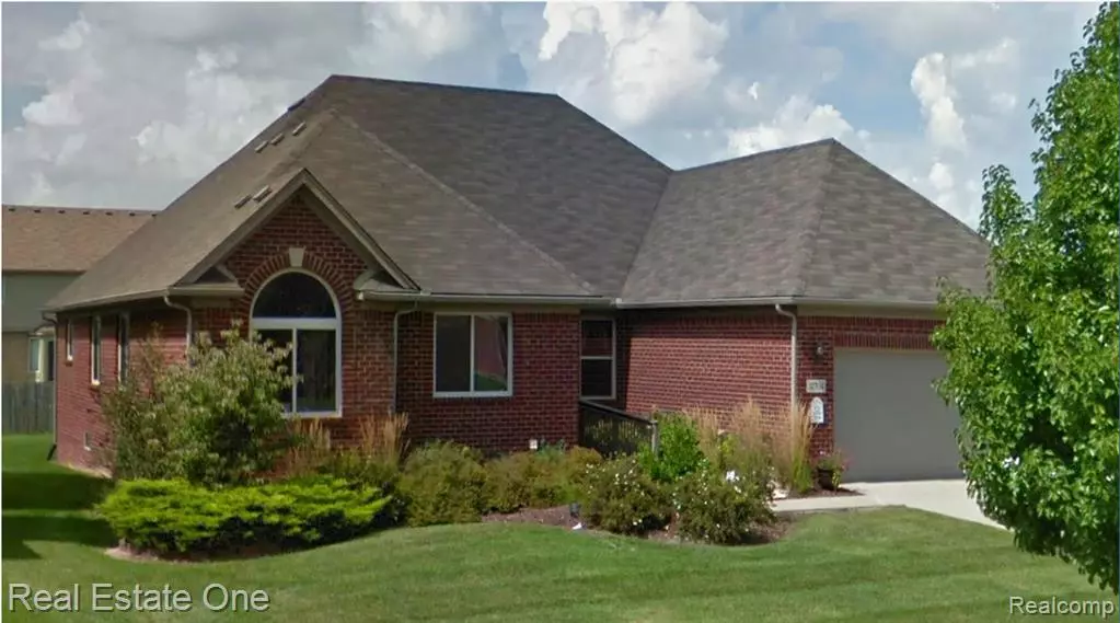 31704 MARIGOLD Drive, Rockwood, MI 48173 8763