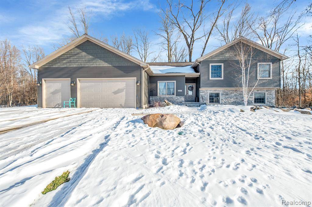 Almont, MI 48003 8797,5257 BROOKSHIRE Drive
