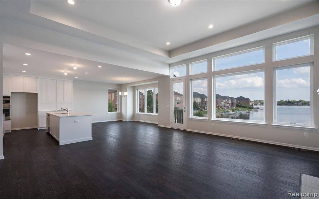 Shelby Twp, MI 48316,3328 FORSTER Lane