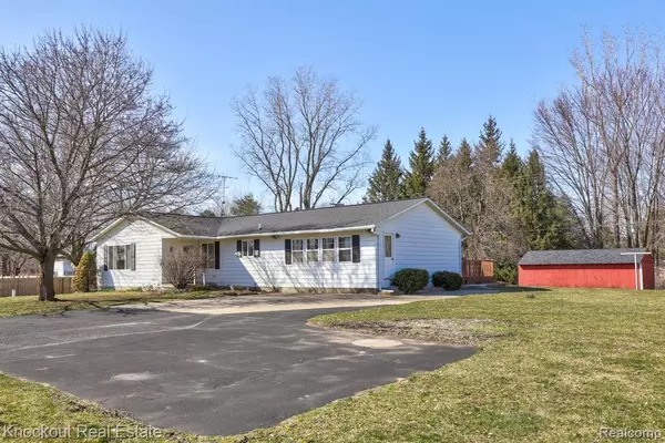 12063 BIRCH RUN Road, Birch Run, MI 48415 9428