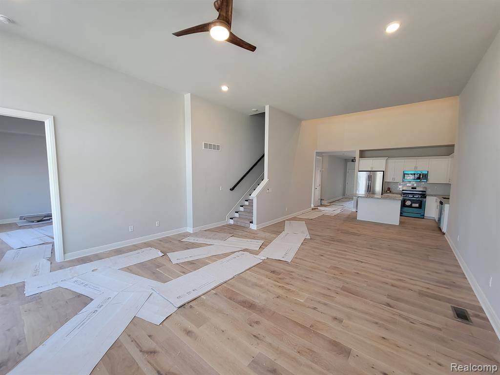 Troy, MI 48085,4244 NAVIN FIELD Lane