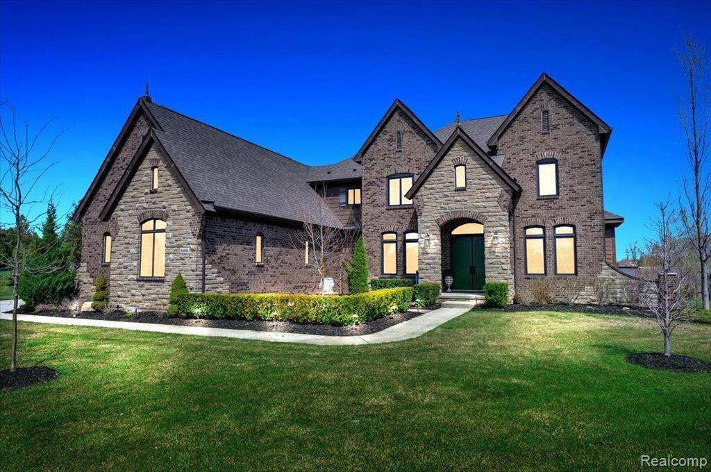66864 HARVARD,  Washington,  MI 48095 1851