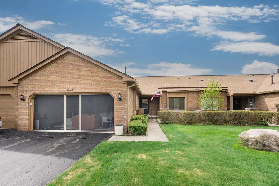 2224 LONDON BRIDGE Drive, Rochester Hills, MI 48307 4232