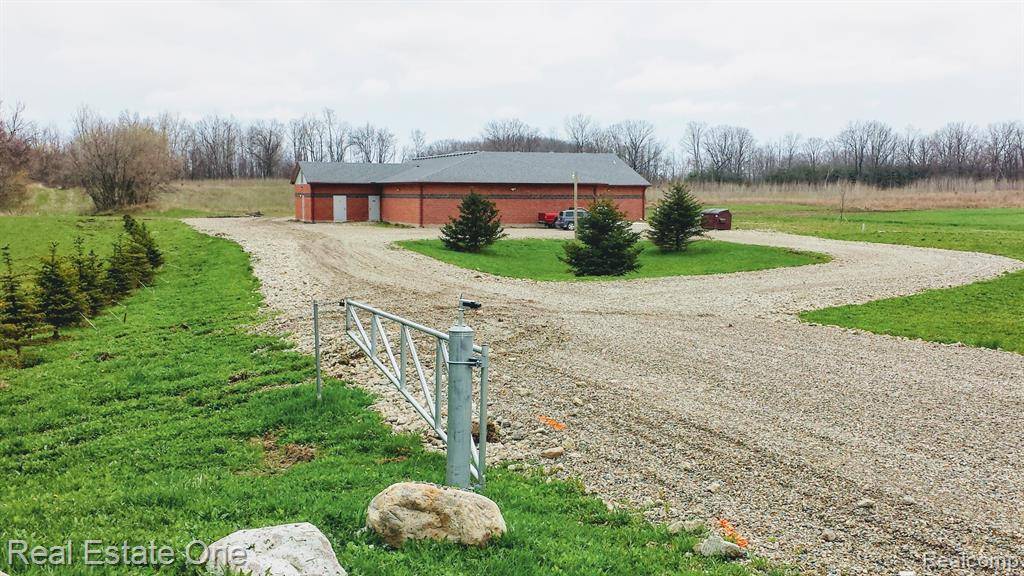 5252 Imlay City Rd Road, Attica, MI 48412