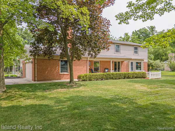 Grosse Ile, MI 48138 1866,8114 MANCHESTER Boulevard