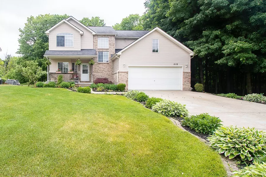 5119 HICKORY Trail, Grand Blanc, MI 48439 9071