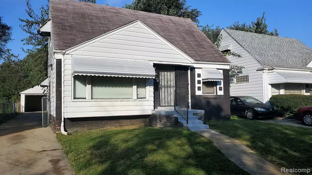 7469 MEMORIAL Avenue, Detroit, MI 48228 3520