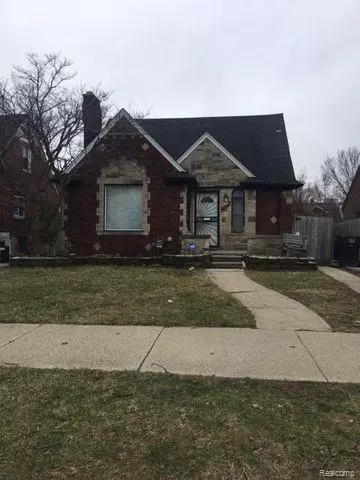 9584 E OUTER Drive, Detroit, MI 48213 1578