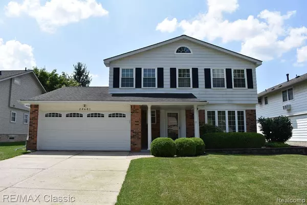 Novi, MI 48375 2603,24681 APPLE CREST Drive